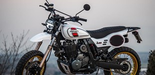 Brixton BX 125 SK8 2019 vs Mash X-Ride 650 2021