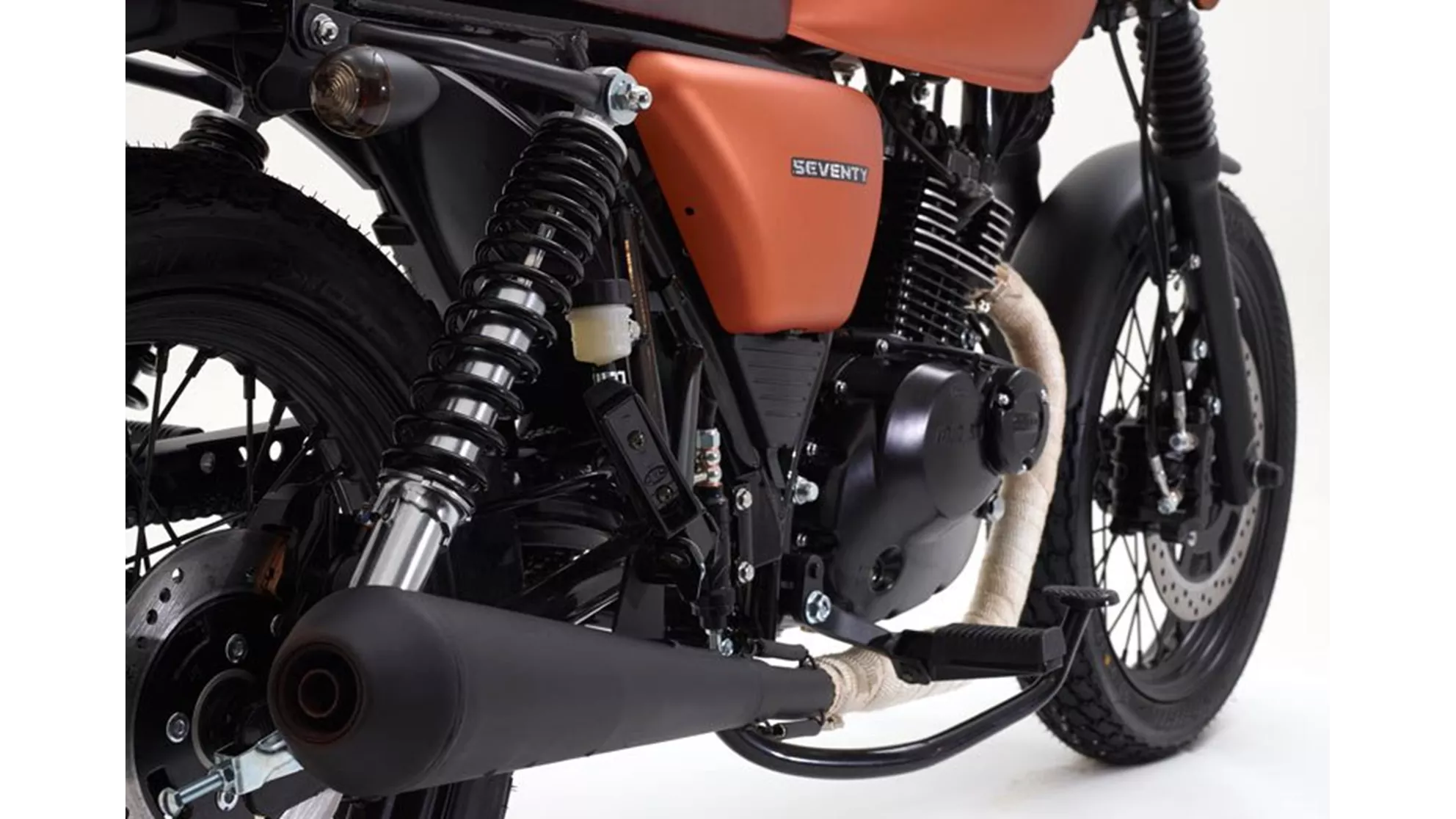 Mash Seventy - Image 15 Mash Seventy - Image 15