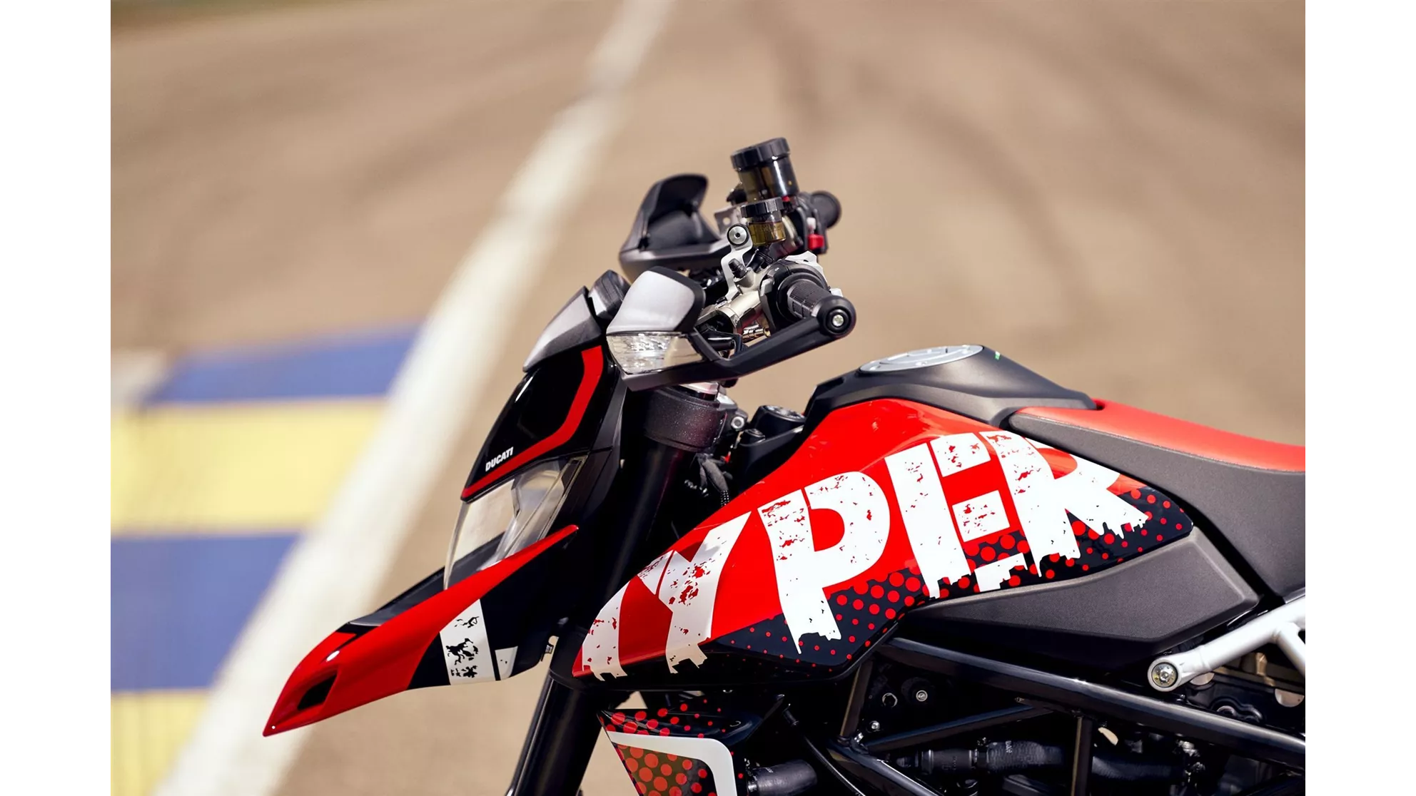 Ducati Hypermotard 950 RVE - Image 11 Ducati Hypermotard 950 RVE - Image 11
