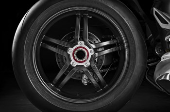 Ducati Panigale V4 SP 2021 - Bild 23 Ducati Panigale V4 SP 2021 - Bild 23