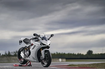 Ducati SuperSport 950 S 2021 - Bild 17 Ducati SuperSport 950 S 2021 - Bild 17
