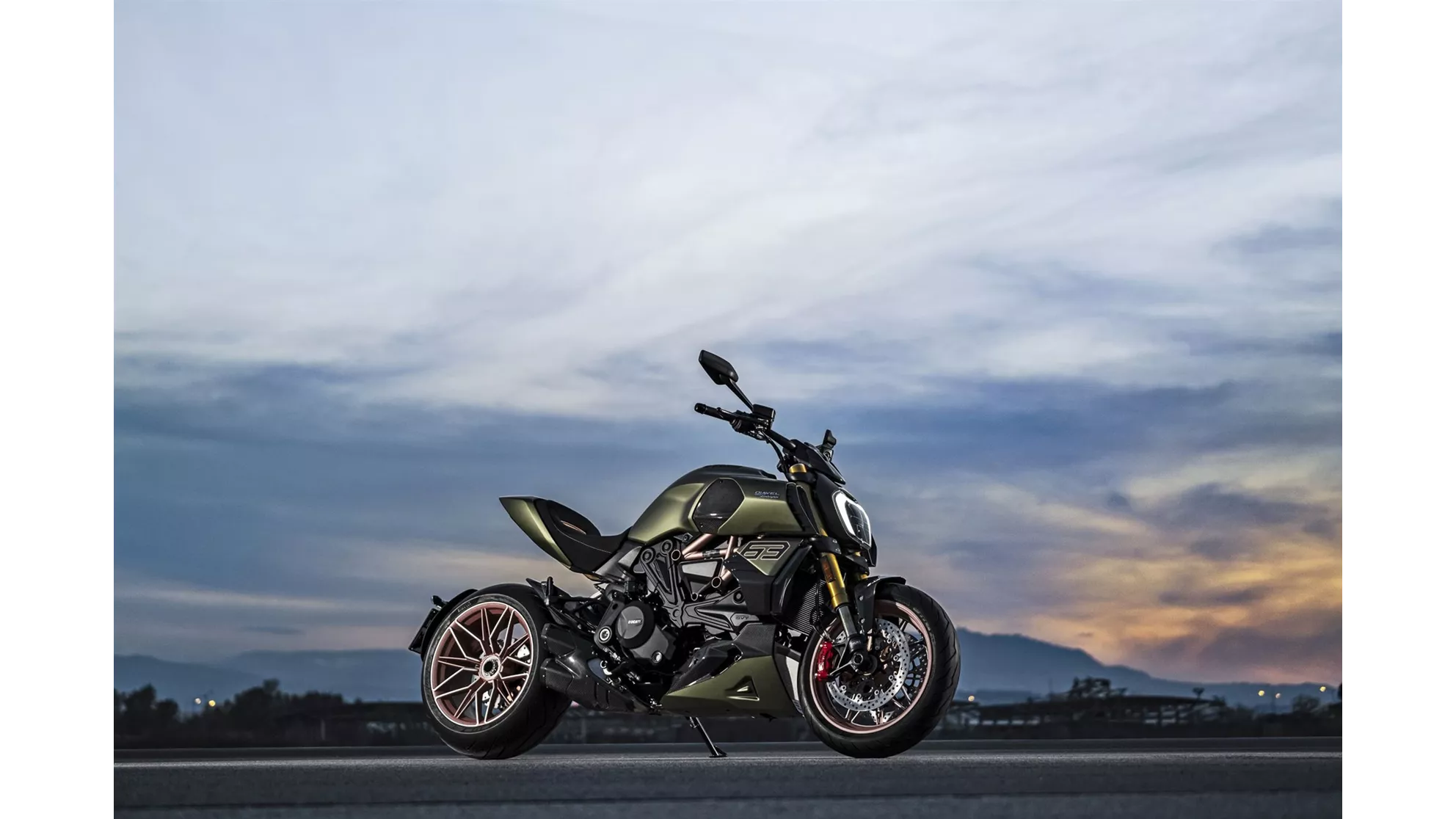 Ducati Diavel 1260 Lamborghini - Image 14 Ducati Diavel 1260 Lamborghini - Image 14