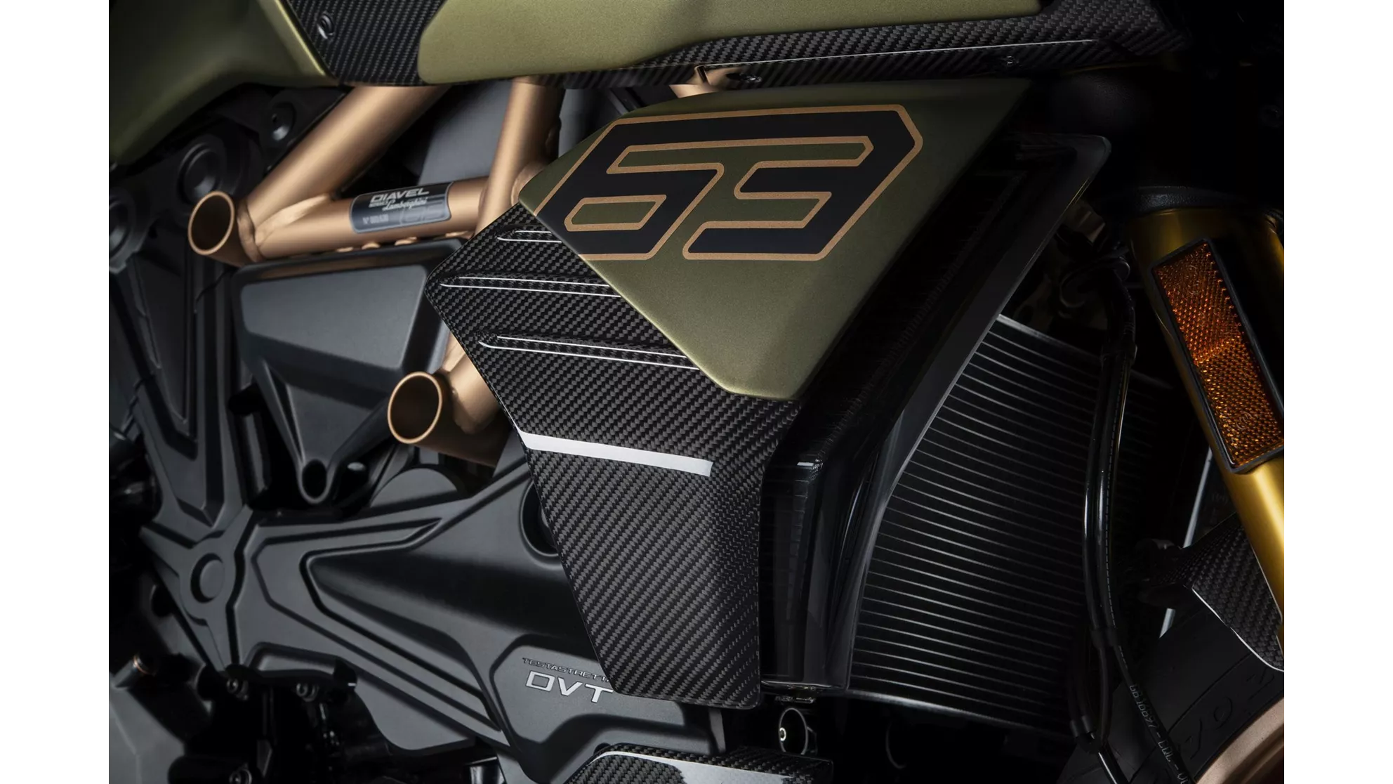 Ducati Diavel 1260 Lamborghini - Image 16 Ducati Diavel 1260 Lamborghini - Image 16