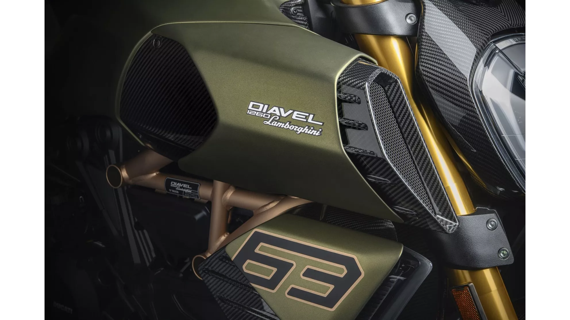 Ducati Diavel 1260 Lamborghini - Resim 17
