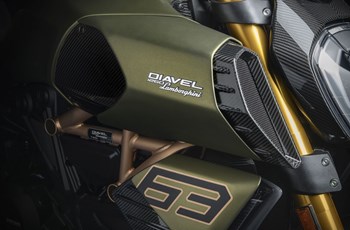 Ducati Diavel 1260 Lamborghini 2021 - Bild 19 Ducati Diavel 1260 Lamborghini 2021 - Bild 19