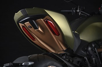 Ducati Diavel 1260 Lamborghini 2021 - Bild 21 Ducati Diavel 1260 Lamborghini 2021 - Bild 21