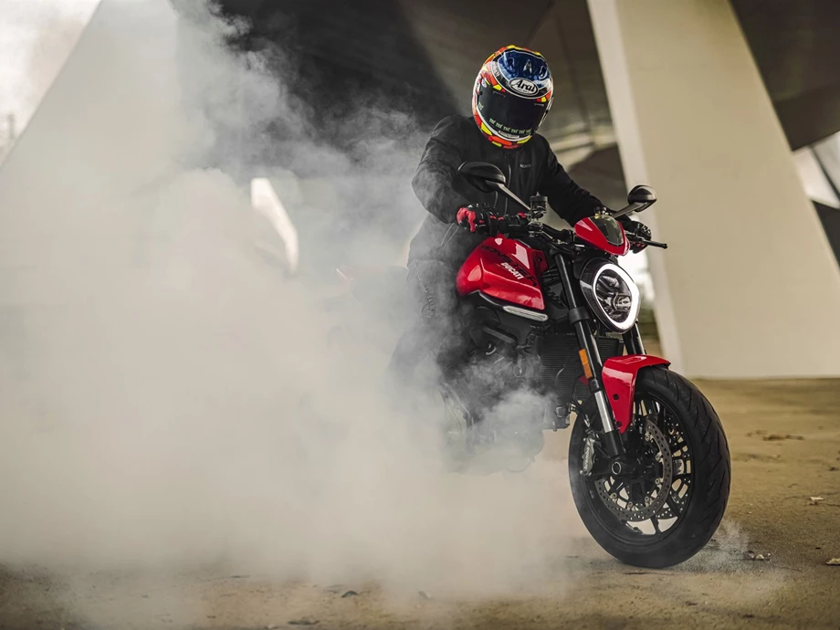 Ducati Monster + Bild 17: Ducati Monster +
