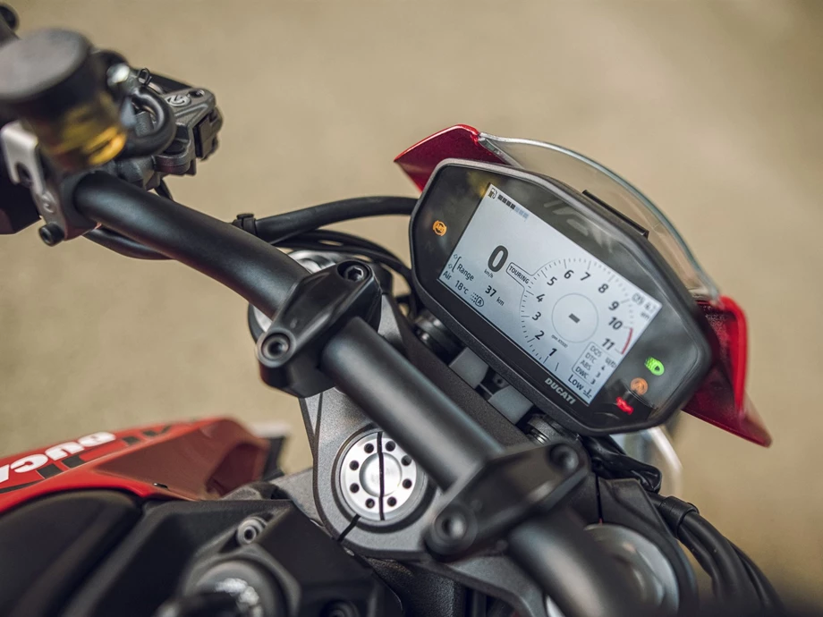 Ducati Monster + Bild 18: Ducati Monster +