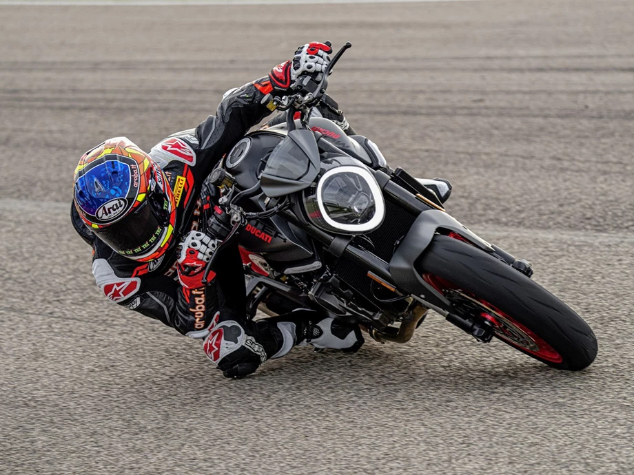 Ducati Monster + Bild 19: Ducati Monster +