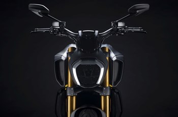 Ducati Diavel 1260 S Black and Steel 2021 - Bild 9