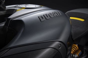Ducati Diavel 1260 S Black and Steel 2021 - Bild 17