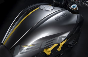 Ducati Diavel 1260 S Black and Steel 2021 - Bild 23