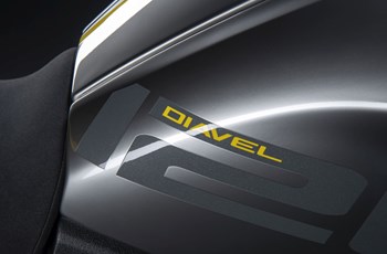 Ducati Diavel 1260 S Black and Steel 2021 - Bild 27
