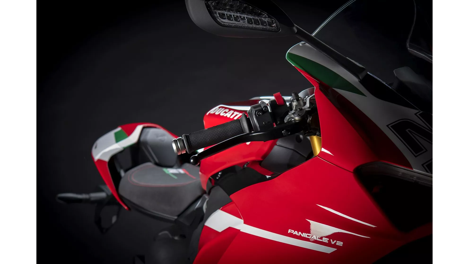 Ducati Panigale V2 Bayliss 1st Championship 20th Anniversary - Image 9 Ducati Panigale V2 Bayliss 1st Championship 20th Anniversary - Image 9