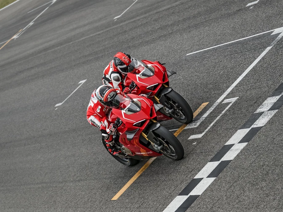 Ducati Panigale V4 R Bild 14: Ducati Panigale V4 R