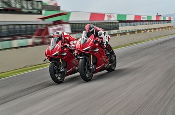 Ducati Panigale V4 R 2021 - Bild 29 Ducati Panigale V4 R 2021 - Bild 29