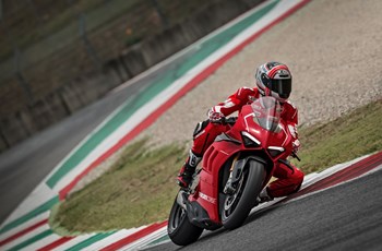 Ducati Panigale V4 R 2021 - Bild 44 Ducati Panigale V4 R 2021 - Bild 44