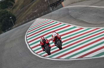 Ducati Panigale V4 R 2021 - Bild 46 Ducati Panigale V4 R 2021 - Bild 46