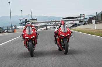 Ducati Panigale V4 R 2021 - Bild 71 Ducati Panigale V4 R 2021 - Bild 71