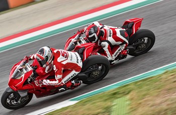 Ducati Panigale V4 R 2021 - Bild 76 Ducati Panigale V4 R 2021 - Bild 76