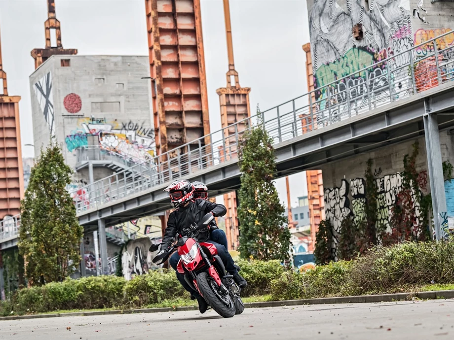 Ducati Hypermotard 950 Bild 3: Ducati Hypermotard 950