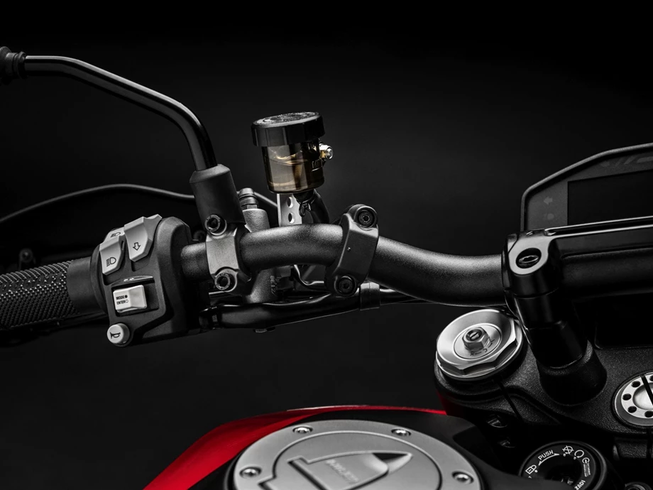 Ducati Hypermotard 950 Bild 23: Ducati Hypermotard 950