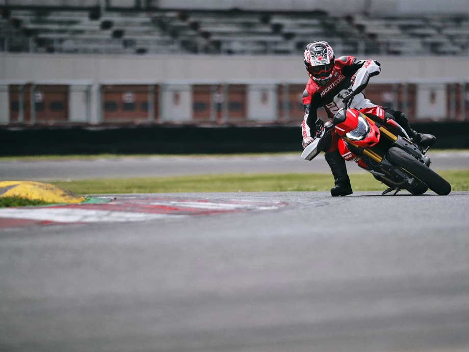 Ducati Hypermotard 950 SP Bild 10: Ducati Hypermotard 950 SP