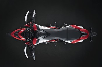 Ducati Hypermotard 950 SP 2021 - Bild 14 Ducati Hypermotard 950 SP 2021 - Bild 14