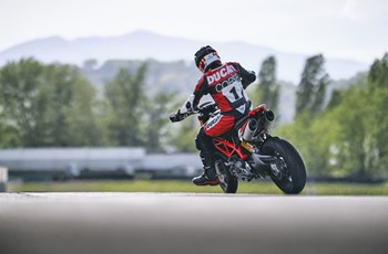 Ducati Hypermotard 950 SP 2021 - Bild 15 Ducati Hypermotard 950 SP 2021 - Bild 15