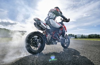 Ducati Hypermotard 950 SP 2021 - Bild 22 Ducati Hypermotard 950 SP 2021 - Bild 22
