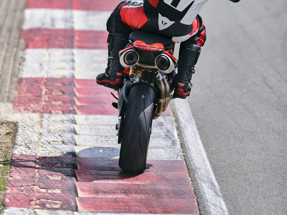 Ducati Hypermotard 950 SP Bild 23: Ducati Hypermotard 950 SP