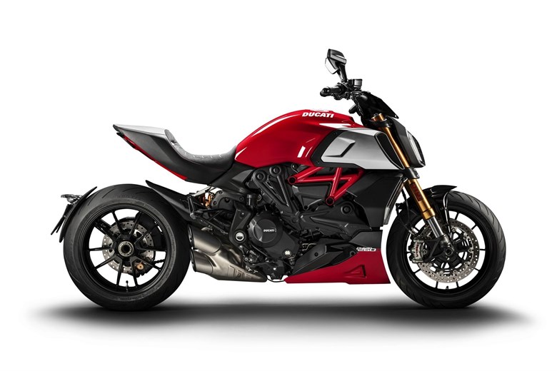 Ducati Diavel 1260 S 2021 online kaufen