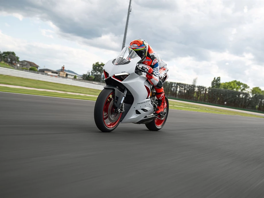 Ducati Panigale V2 Bild 18: Ducati Panigale V2