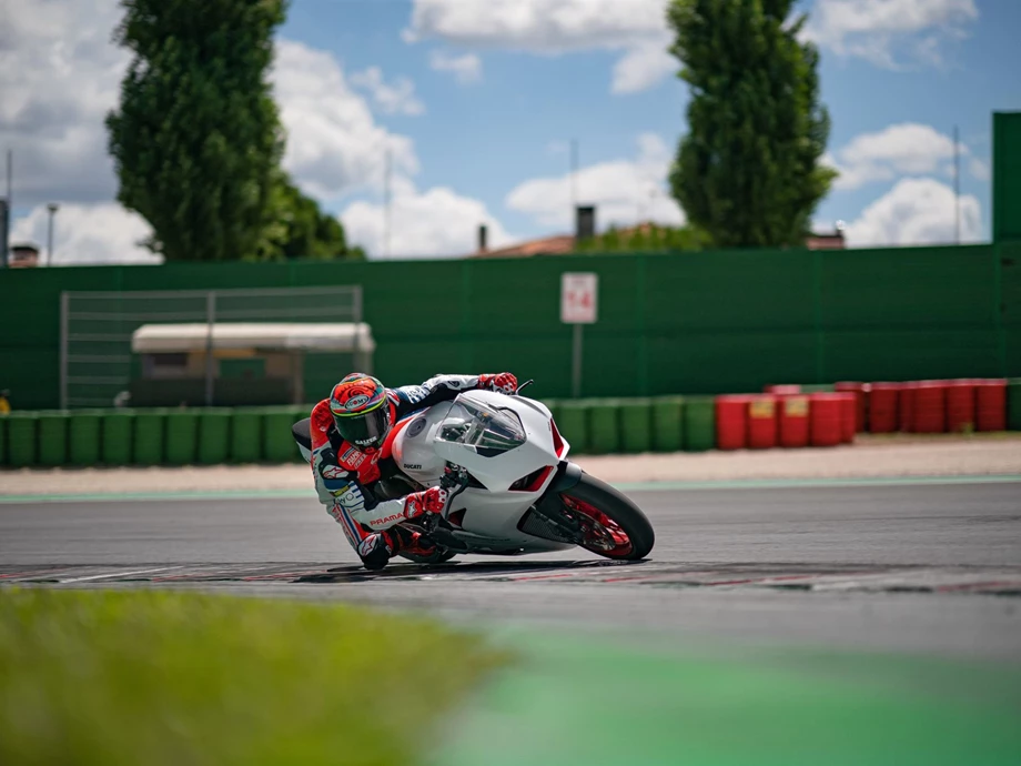 Ducati Panigale V2 Bild 20: Ducati Panigale V2