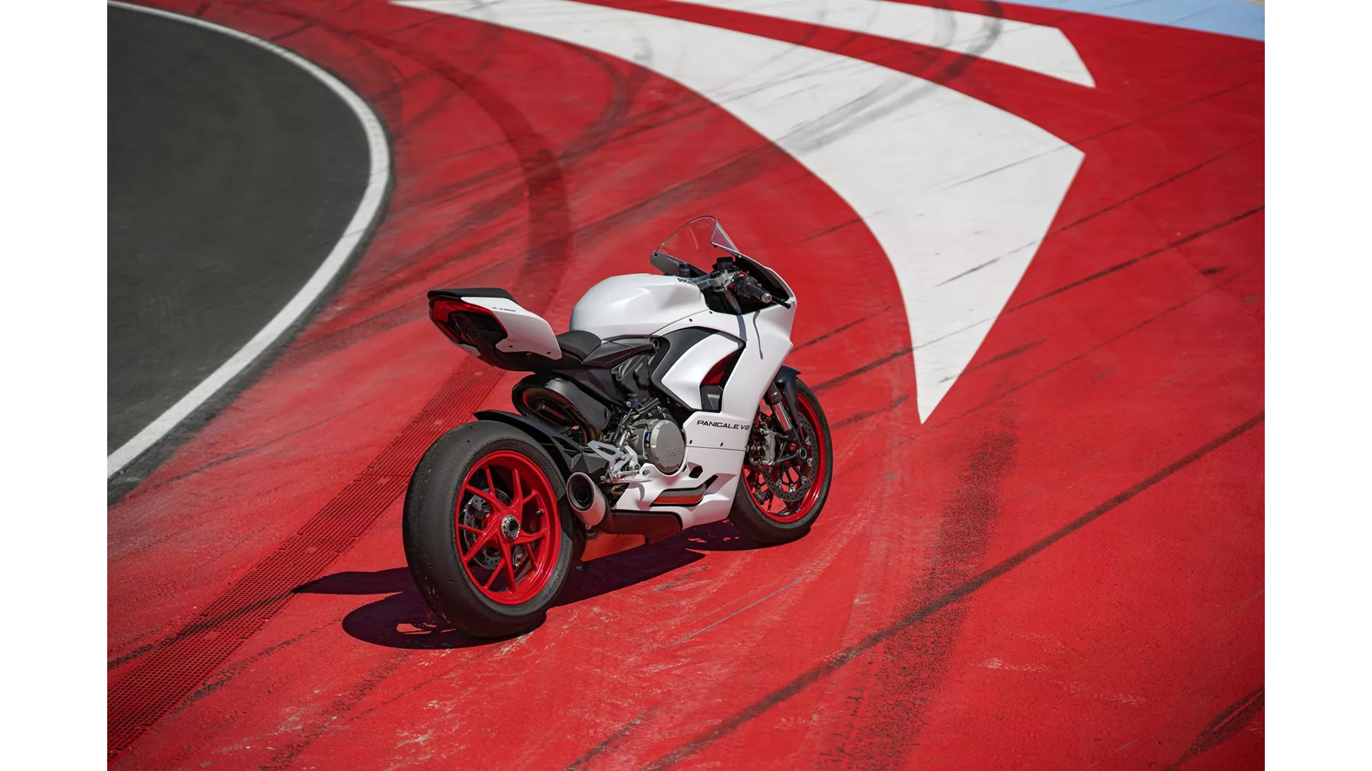 Ducati Panigale V2 - Image 20 Ducati Panigale V2 - Image 20