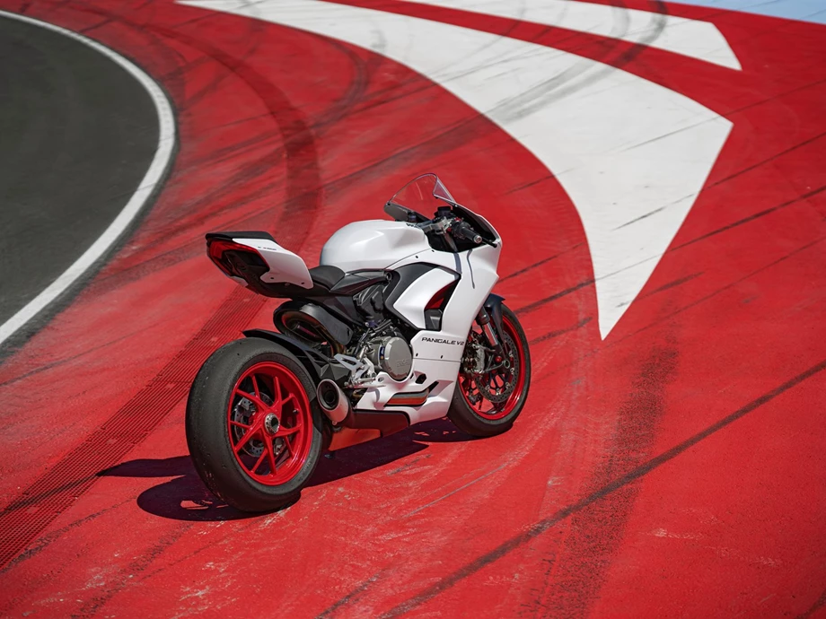 Ducati Panigale V2 Bild 21: Ducati Panigale V2