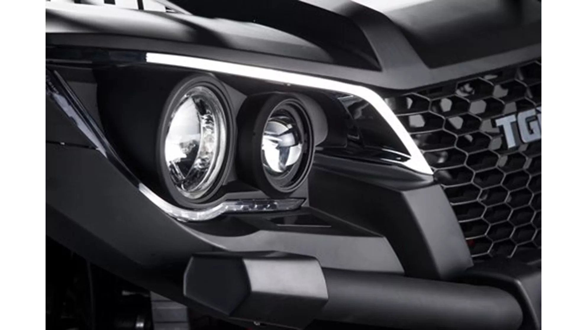 TGB Blade 1000 LT EPS Black Edition - Image 5 TGB Blade 1000 LT EPS Black Edition - Image 5