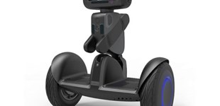 Piaggio Liberty 125 S 2022 vs Segway Loomo Robot 2021