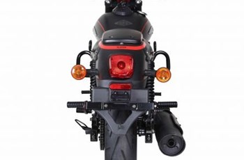 United Motors UM Renegade Commando Vegas 125 2021 - Bild 5 United Motors UM Renegade Commando Vegas 125 2021 - Bild 5