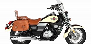 Motron Revolver 125 2023 vs United Motors UM Renegade Commando Classic 125 2021