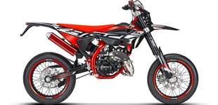 Beta RR 50 Motard Track 2021 vs KTM 85 SX 19/16 2010
