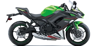 Kawasaki Z 800 e 2017 vs Kawasaki Ninja 650 2021 Kawasaki Z 800 e 2017 vs Kawasaki Ninja 650 2021