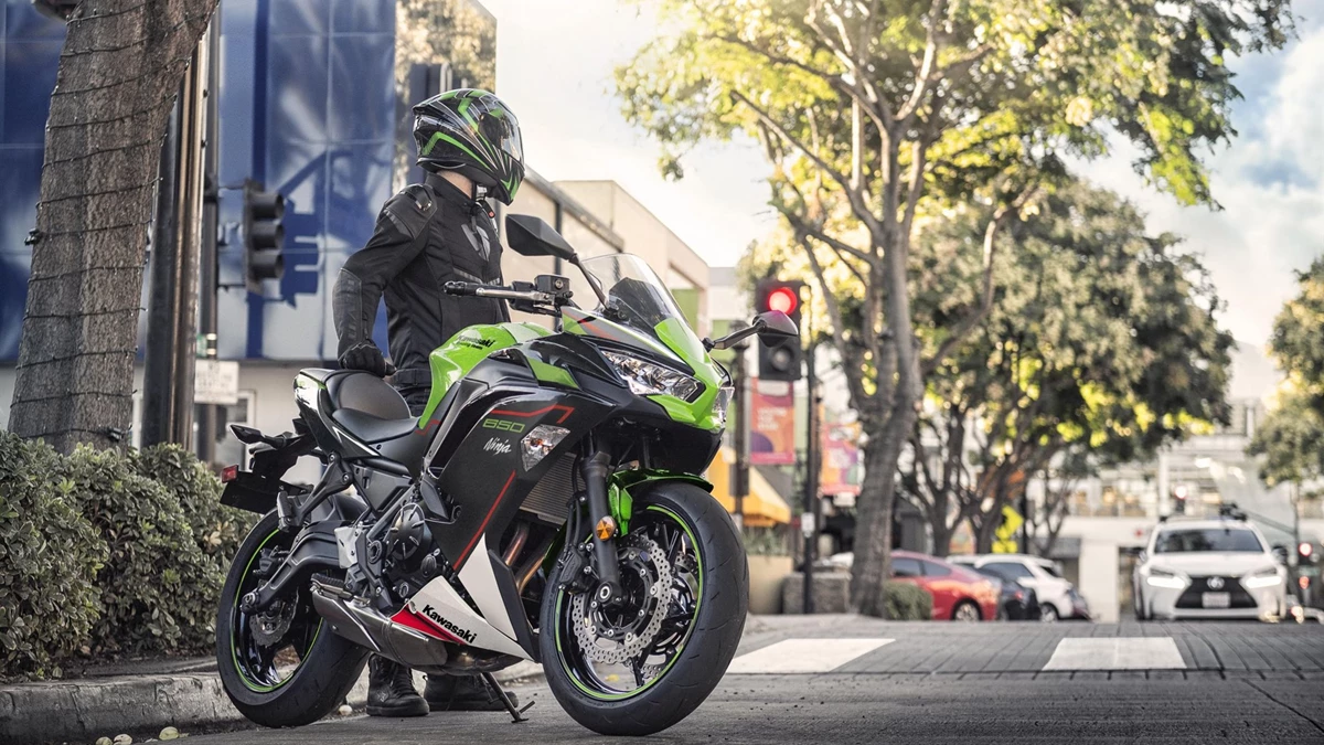Kawasaki Ninja 650 Bild 14: Kawasaki Ninja 650