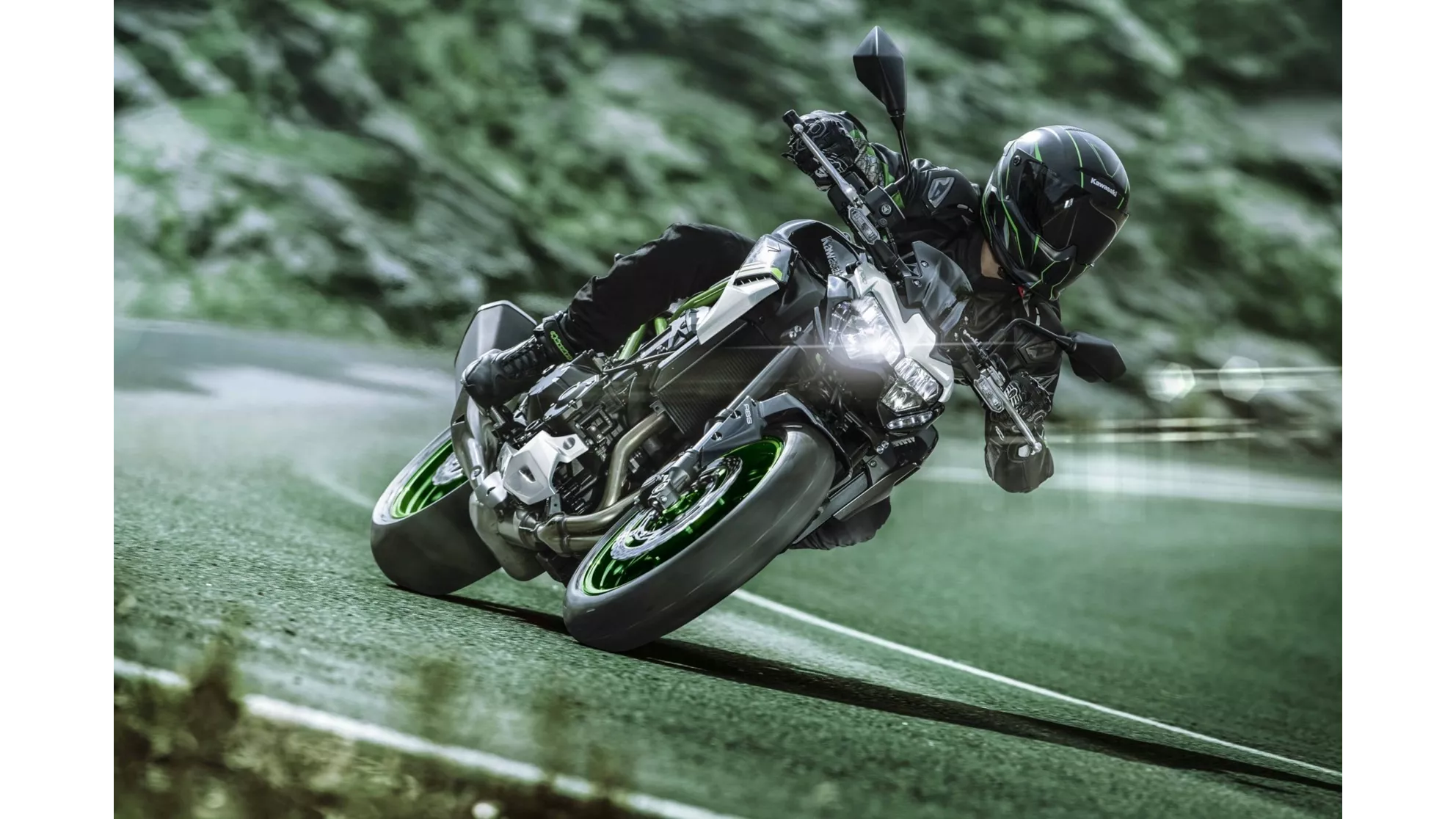 Kawasaki Z900 70kW - Image 17 Kawasaki Z900 70kW - Image 17