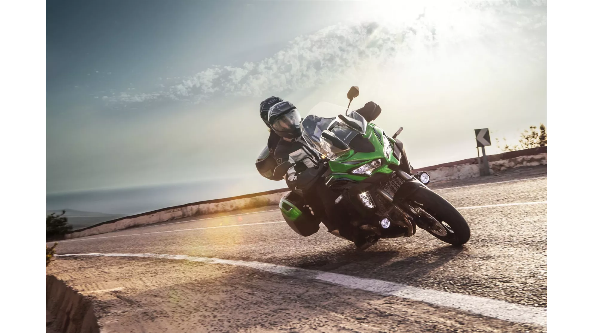 Kawasaki Versys 1000 SE - Image 1 Kawasaki Versys 1000 SE - Image 1