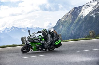 Kawasaki Ninja H2 SX SE+ 2021 - Bild 3 Kawasaki Ninja H2 SX SE+ 2021 - Bild 3