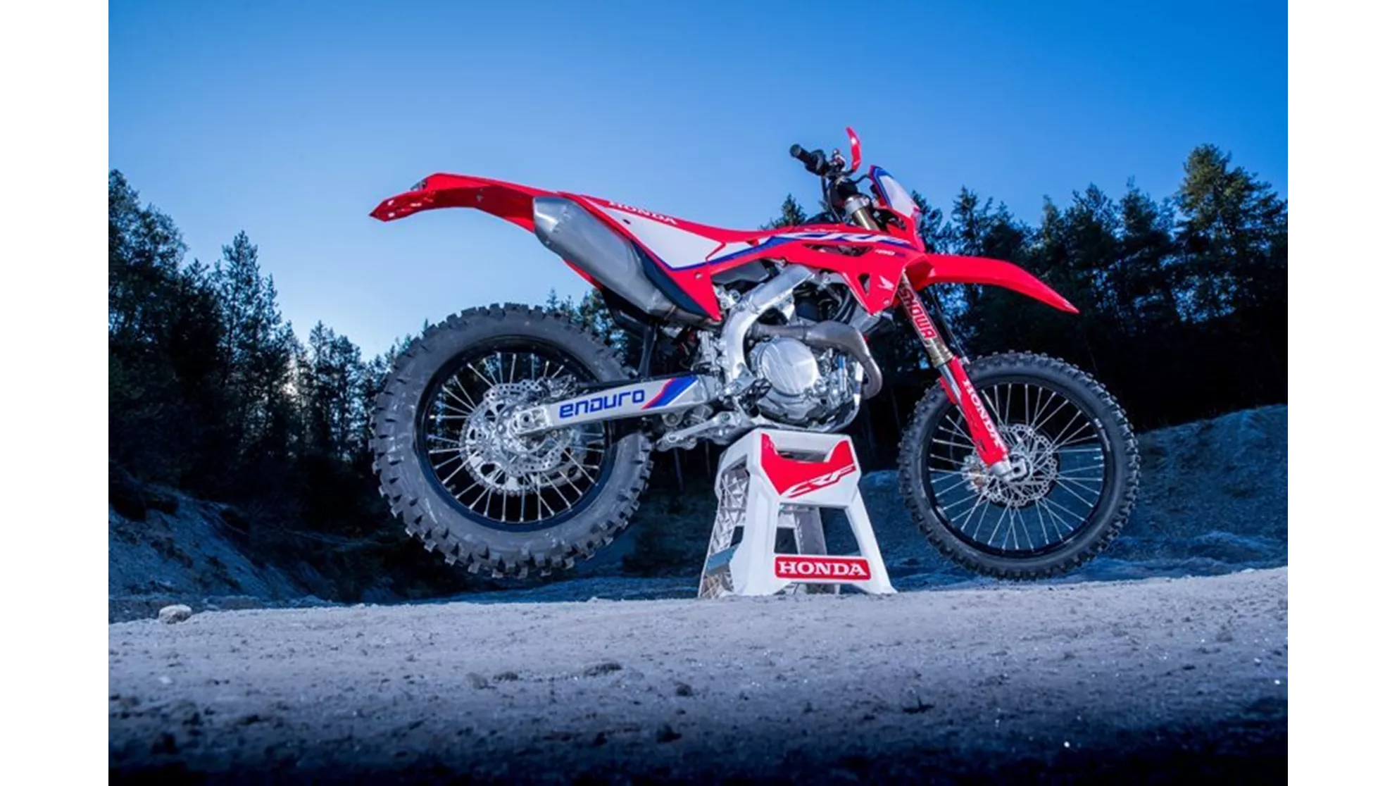 Red Moto CRF 450RX Enduro Special - Image 1