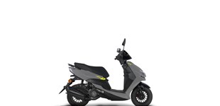 Motron Breezy 50 2021 vs Beeline Memory 50 2020