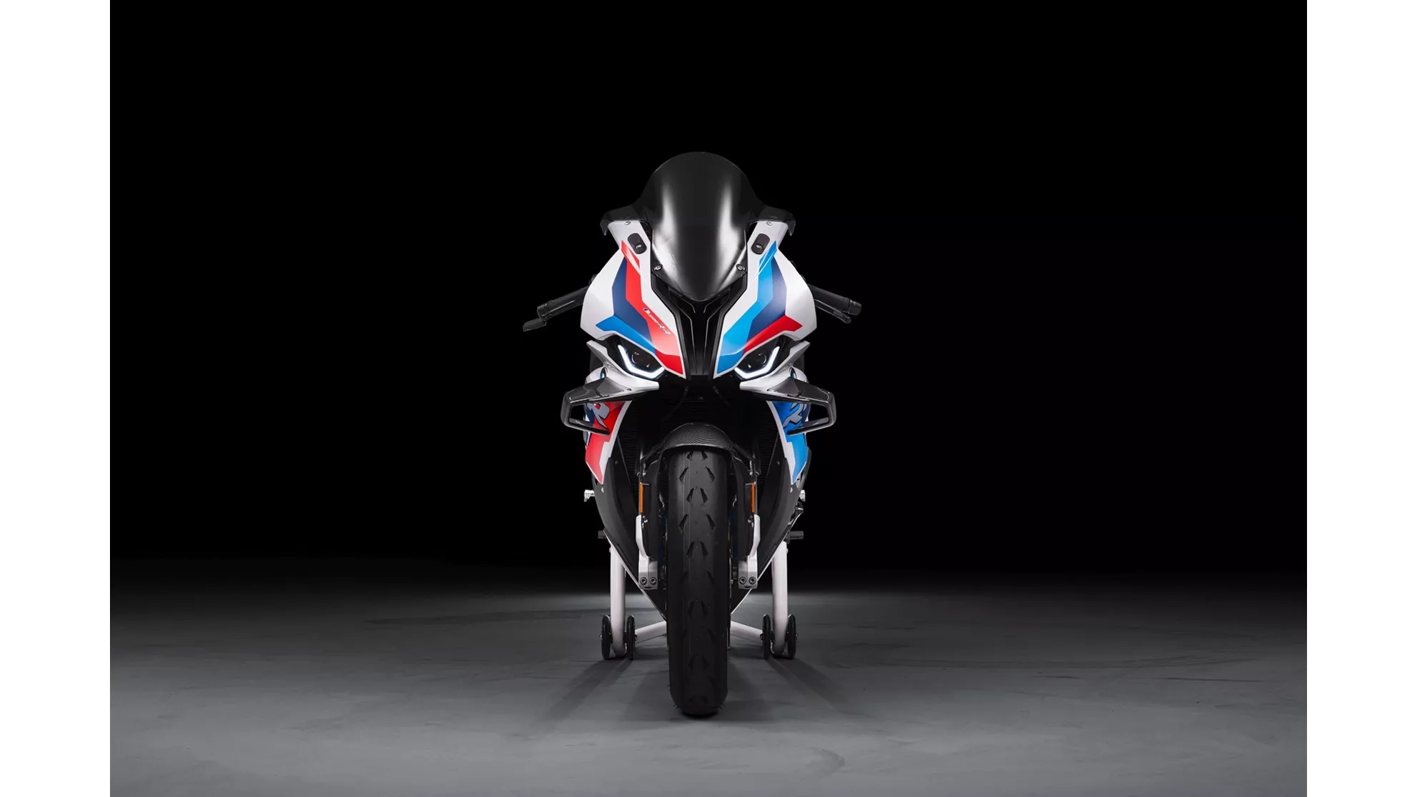 BMW M 1000 RR - Image 2 BMW M 1000 RR - Image 2