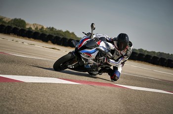 BMW M 1000 RR 2021 - Bild 3 BMW M 1000 RR 2021 - Bild 3